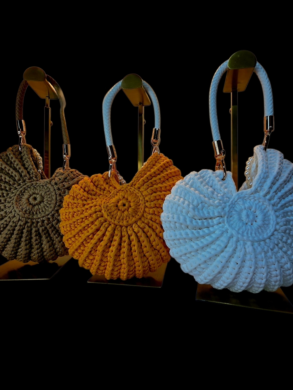 Bohemian Hand-knit Shell Handbag Three Colors NWOT